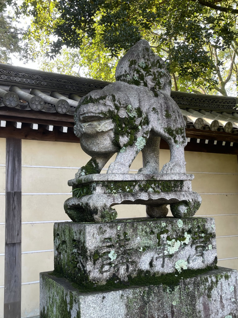 北門 狛犬(吽形)